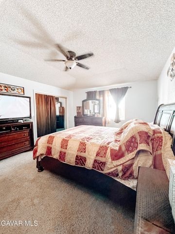 7851 Greenwood Avenue, California City, CA 93505