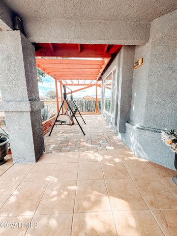 7851 Greenwood Avenue, California City, CA 93505