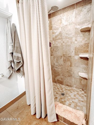 7851 Greenwood Avenue, California City, CA 93505