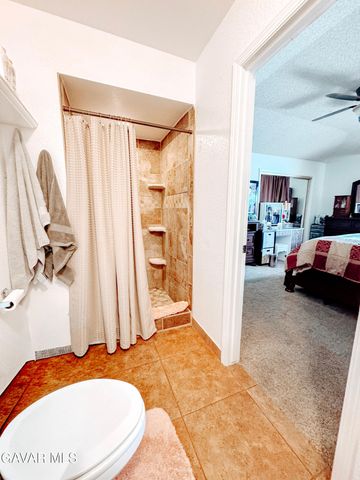 7851 Greenwood Avenue, California City, CA 93505