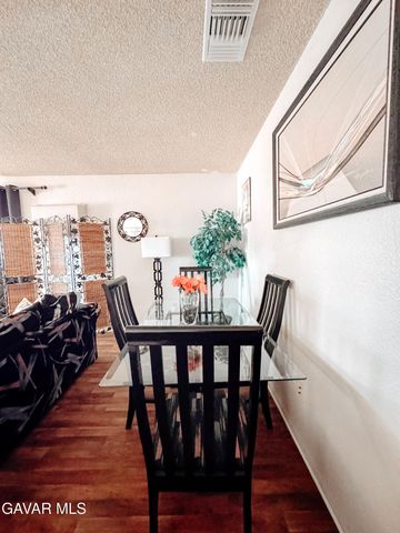 7851 Greenwood Avenue, California City, CA 93505