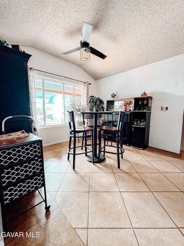 7851 Greenwood Avenue, California City, CA 93505