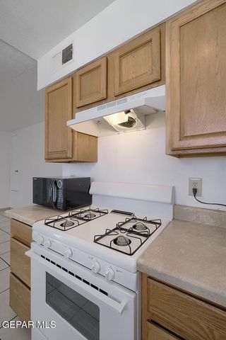 3536 E Glen Drive B, El Paso, TX 79936