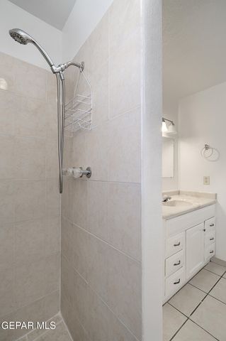 3536 E Glen Drive B, El Paso, TX 79936
