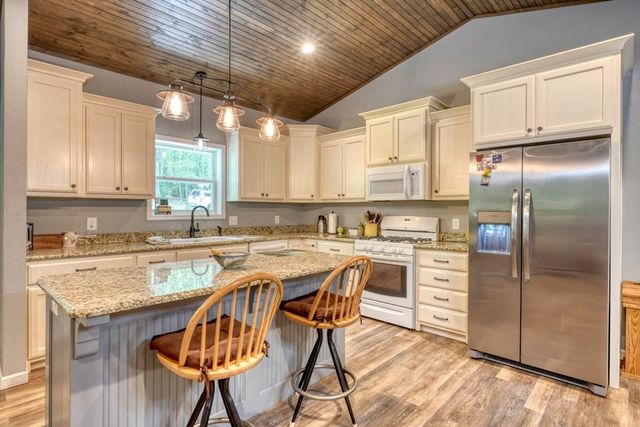 110 Hampton Road, Morganton, GA 30560