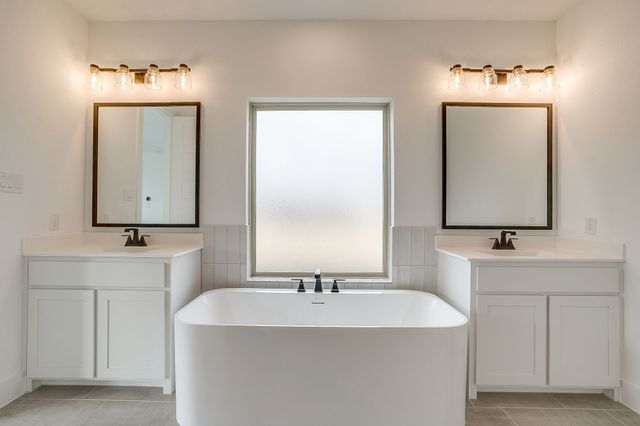 7321 Saker Street, Fort Worth, TX 76179