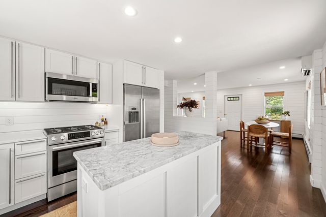 44 Pleasant Street, Provincetown, MA 02657