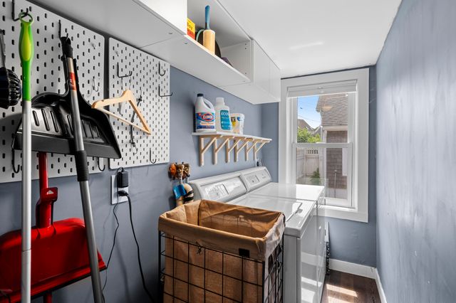 44 Pleasant Street, Provincetown, MA 02657
