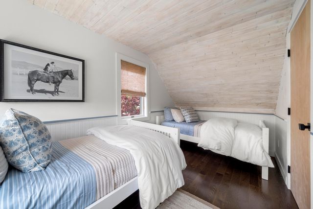 44 Pleasant Street, Provincetown, MA 02657