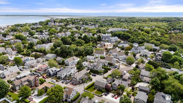 44 Pleasant Street, Provincetown, MA 02657