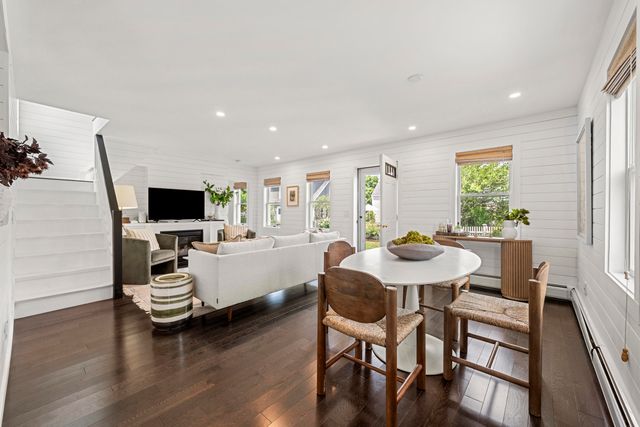 44 Pleasant Street, Provincetown, MA 02657