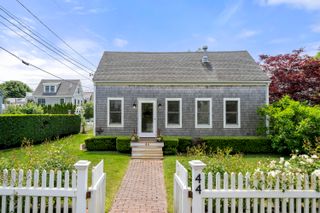 44 Pleasant Street, Provincetown, MA 02657