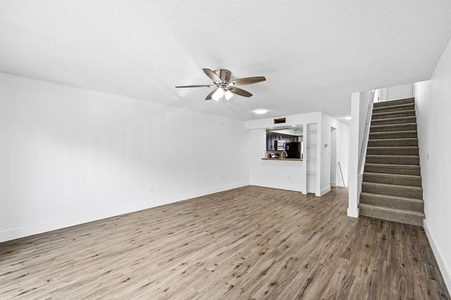 4012 Del Rio Way, Sunrise, FL 33351