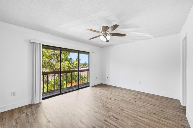 4012 Del Rio Way, Sunrise, FL 33351