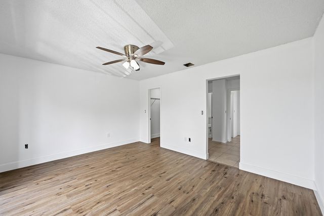 4012 Del Rio Way, Sunrise, FL 33351