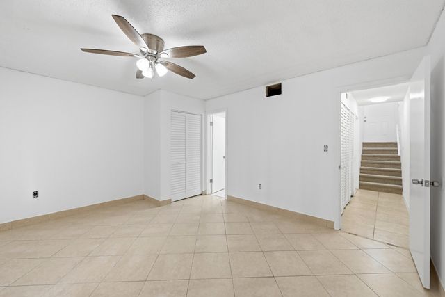 4012 Del Rio Way, Sunrise, FL 33351