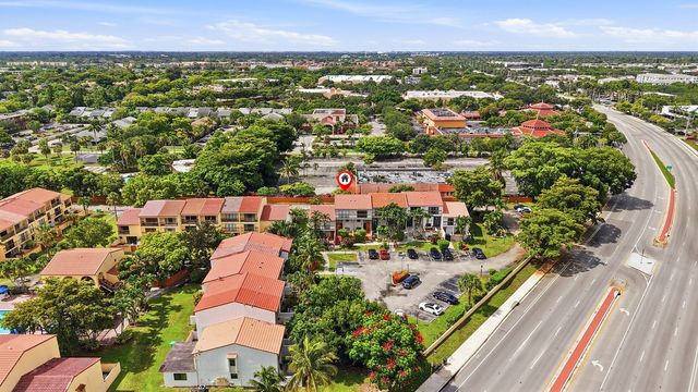 4012 Del Rio Way, Sunrise, FL 33351