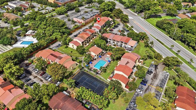 4012 Del Rio Way, Sunrise, FL 33351