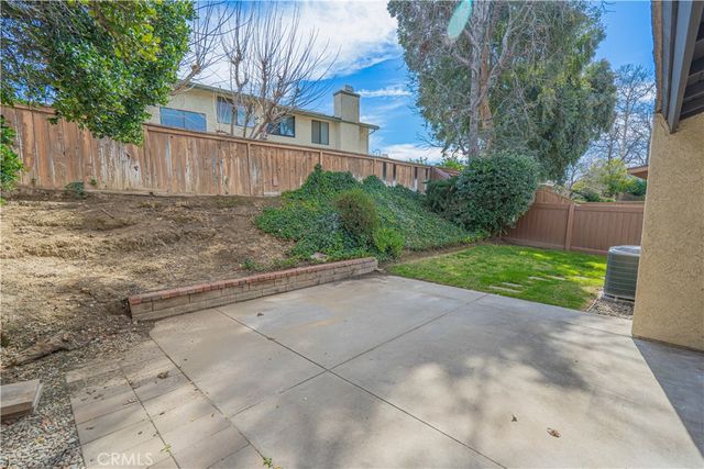 25712 Lupita, Valencia, CA 91355