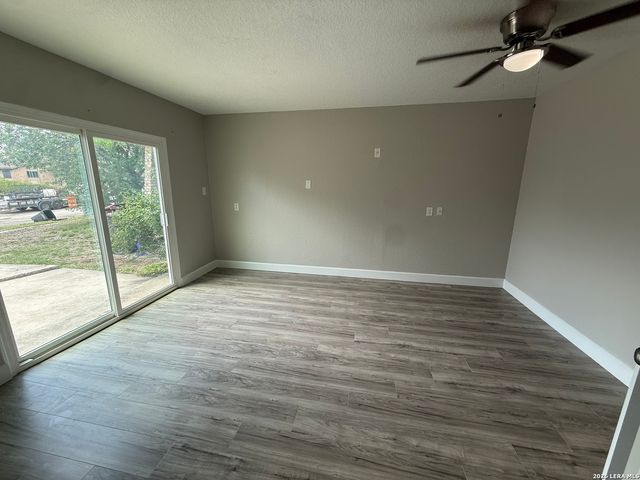 4911 Tennyson Dr, San Antonio, TX 78217