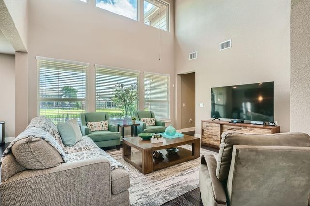 9401 McKnight LOOP 6, Austin, TX 78717