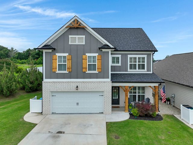 8740 Seven Lakes Drive, Ooltewah, TN 37363