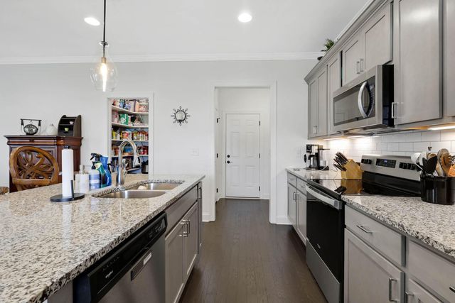 8740 Seven Lakes Drive, Ooltewah, TN 37363