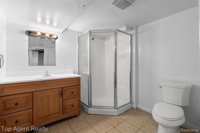 4948 Howe Road, Wayne, MI 48184