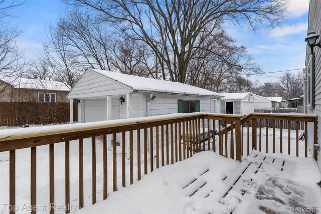 4948 Howe Road, Wayne, MI 48184