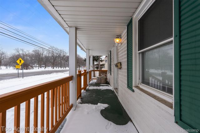 4948 Howe Road, Wayne, MI 48184