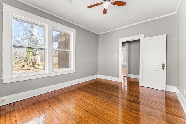 2918 SOUTHERN AVE, Memphis, TN 38111