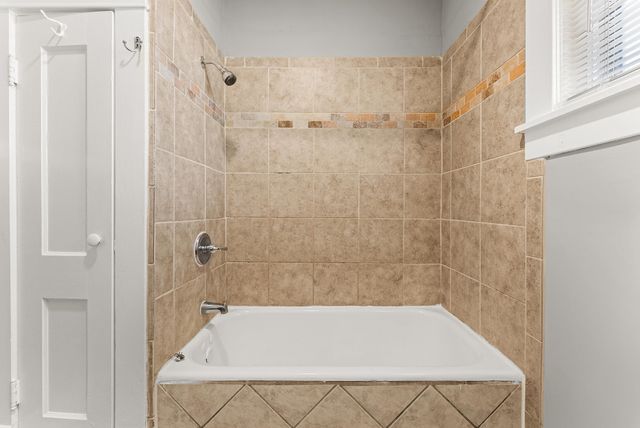 2918 SOUTHERN AVE, Memphis, TN 38111