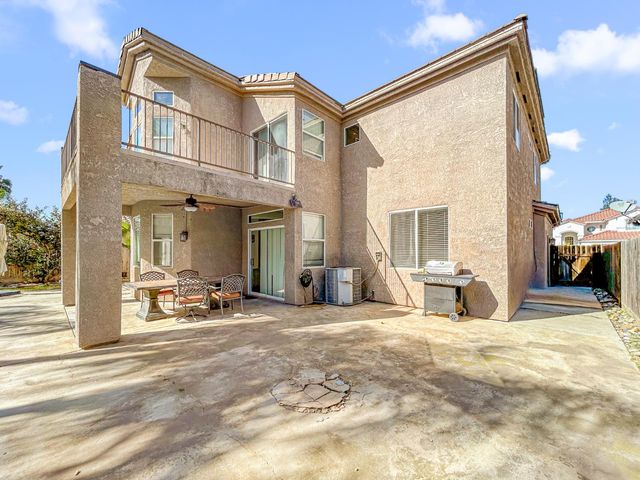 5811 W Cromwell Avenue, Fresno, CA 93722