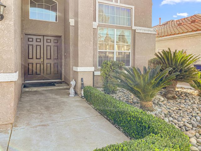 5811 W Cromwell Avenue, Fresno, CA 93722