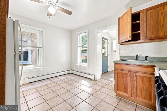 223 SHEAS TER, Ardmore, PA 19003
