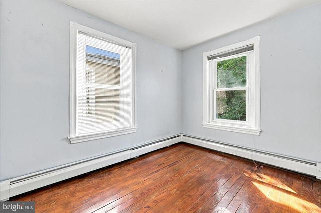 223 SHEAS TER, Ardmore, PA 19003