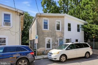 223 SHEAS TER, Ardmore, PA 19003