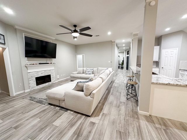 3722 Paigewood Drive, Pearland, TX 77584