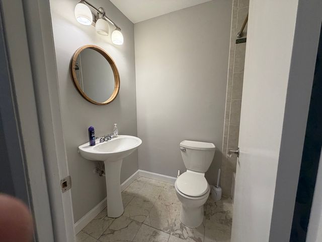 5500 Hillcrest Lane 3A, Lisle, IL 60532