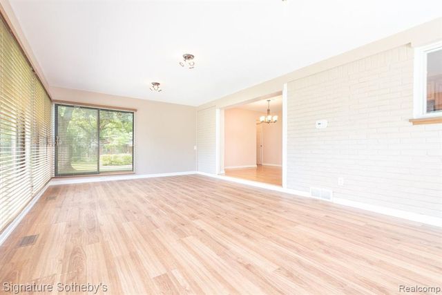 3672 Middlebury Lane, Bloomfield Hills, MI 48301