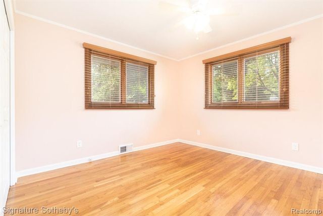3672 Middlebury Lane, Bloomfield Hills, MI 48301