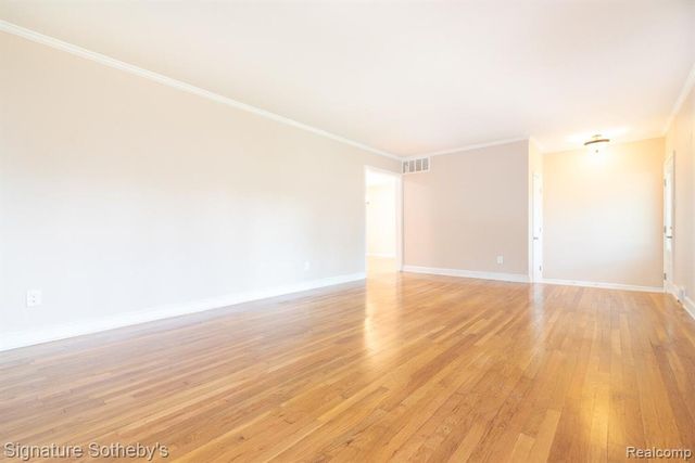 3672 Middlebury Lane, Bloomfield Hills, MI 48301
