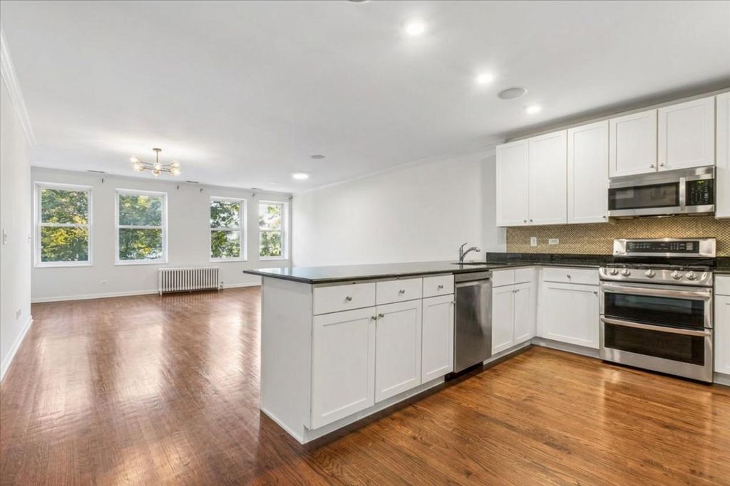 1426 N ORLEANS Street 202, Chicago, IL 60610 — photo 5