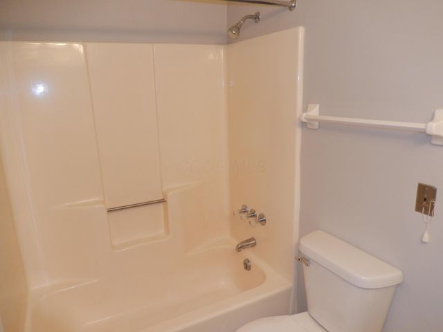 4117 Karl Road, 302, Columbus, OH 43224
