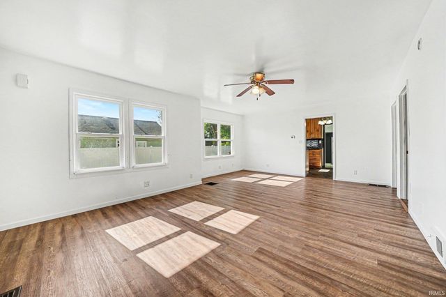 19659 Darden Road, South Bend, IN 46637