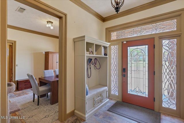 168 Woodlands Glen Cir, Brandon, MS 39047