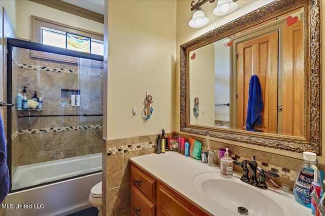 168 Woodlands Glen Cir, Brandon, MS 39047