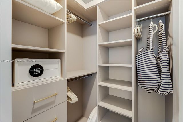 2678 Tigertail Ave 1410, Miami, FL 33133