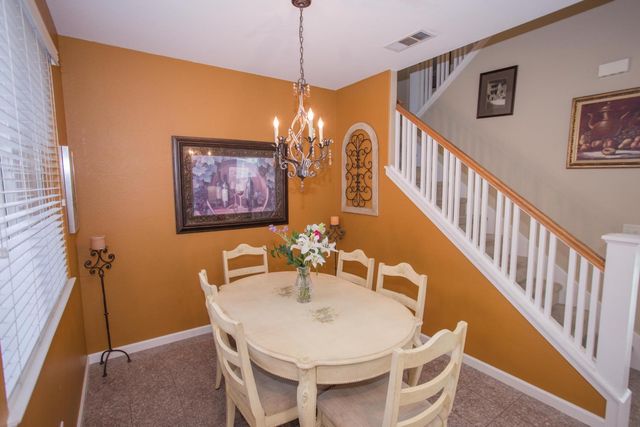 4797 N Pinebury Way, Clovis, CA 93619