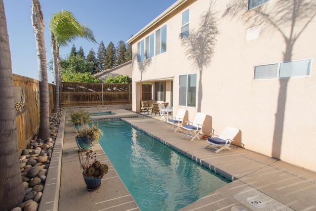 4797 N Pinebury Way, Clovis, CA 93619